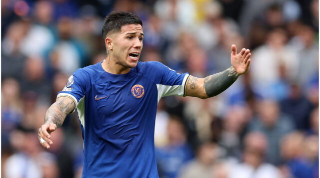 enzo-fernandez-chelsea-2023-24-1696587753-118556.jpg