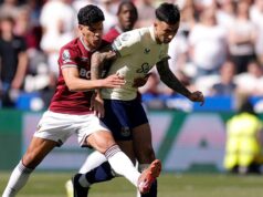 West Ham interessado em contratar Dwight McNeil, do Everton, conforme surge o cronograma de transferências