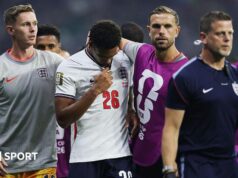 Copa do Mundo de 2026: O zagueiro inglês Jarell Quansah foi suspenso por duas partidas após cartão vermelho para o México, diz FIFA