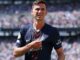 A fonte afirma que o PSG garantiu ao meio-campista um novo contrato de um ano