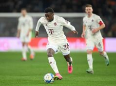 Noël Aséko fala sobre sua decisão de escolher o Eintracht Frankfurt em vez de permanecer no Bayern de Munique