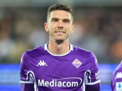 O treinador do Schalke está encantado com a transferência de grande sucesso de Robin Gosens: “Ele vai levantar-nos a todos”.