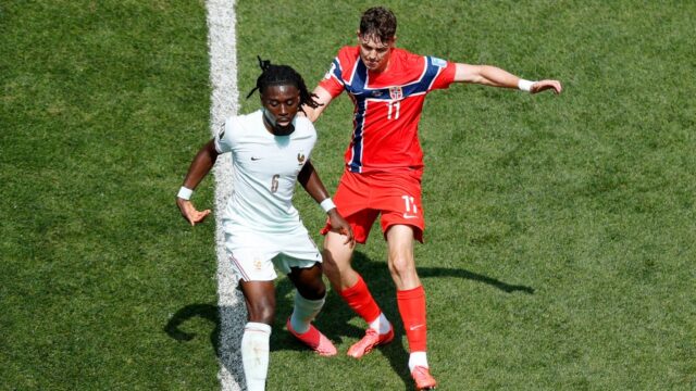 france-s-manu-kone-in-action-with-norway-s-jorgen-strand-larsen.JPG