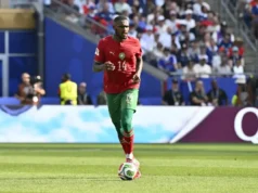 Tractor Boys concordam em assinar acordo com Issa Diop