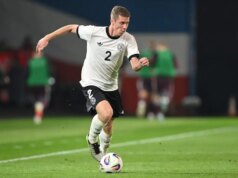 Um forte campo de treinamento está levando o Eintracht Frankfurt a olhar mais de perto o zagueiro Sub-21 da Alemanha, Elias Baum.