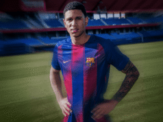 Hansi Flick incluirá um promissor zagueiro de 18 anos na equipe de pré-temporada do Barcelona – relatório