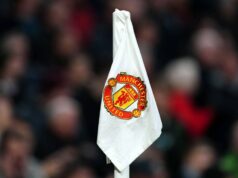 Manchester United confirma contrato com estrela de £ 8 milhões