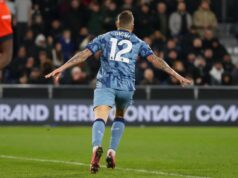 Estrela do Aston Villa é observada pelo PSG em jogada surpresa