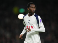 O Tottenham quer manter o meio-campista do Hotspur, apesar dos últimos rumores