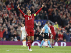 Liverpool pronto para ouvir ofertas por Virgil van Dijk