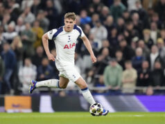 Tottenham iniciará negociações sobre novo acordo para o zagueiro do Hotspur