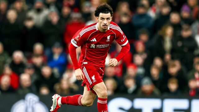 liverpool-midfielder-curtis-jones.jpeg
