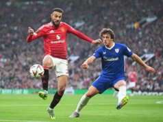 Juventus ainda não abriu saída de Noussair Mazraoui, Milan está interessado