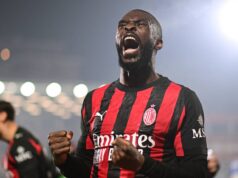 Newcastle junta-se a Coventry na corrida de Fikayo Tomori à medida que o resultado inevitável surge