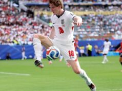 Destaques da Copa do Mundo de Barcelona: Anthony Gordon auxilia na vitória da Inglaterra sobre a Noruega