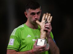 Teste! Você consegue nomear todos os vencedores da Luva de Ouro da Copa do Mundo?