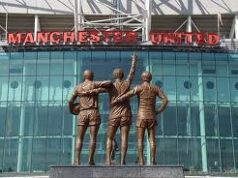 Outro novo amanhecer no Man Utd, com o clube apostando em uma estratégia de transferência diferente