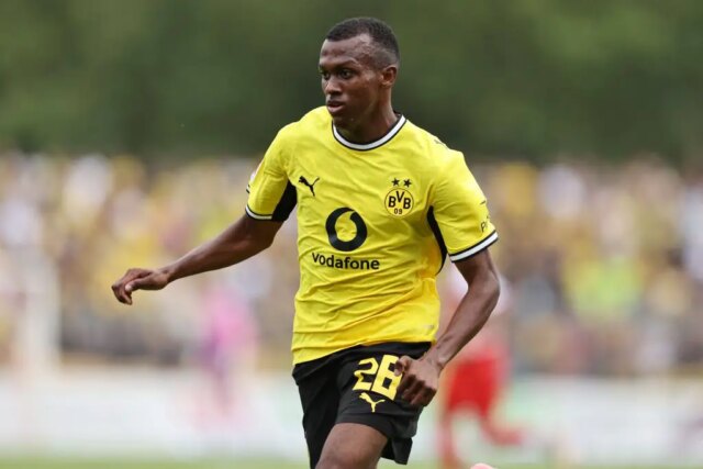 rot-weis-oberhausen-v-borussia-dortmund-pre-season-friendly-1024x683.jpg