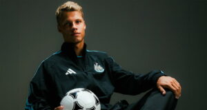 O Ajax revelou quanto o Newcastle United concordou em pagar por Sean Steer