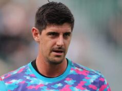 Courtois apoia Lammens após eliminar acidentalmente a Bélgica da Copa do Mundo