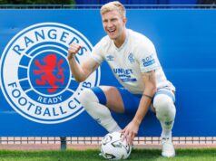 Ex-jogador do Aberdeen rejeita clubes ingleses para ingressar no Rangers