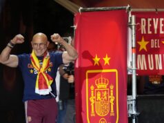 Técnico espanhol elogia estrelas do Barcelona após triunfo na Copa do Mundo: ‘Estou particularmente feliz por ele’