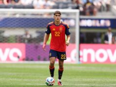O garoto-prodígio do Barcelona, Pau Koumbarsi, fala sobre Lamin, Flick, Bape e o sonho da Copa do Mundo