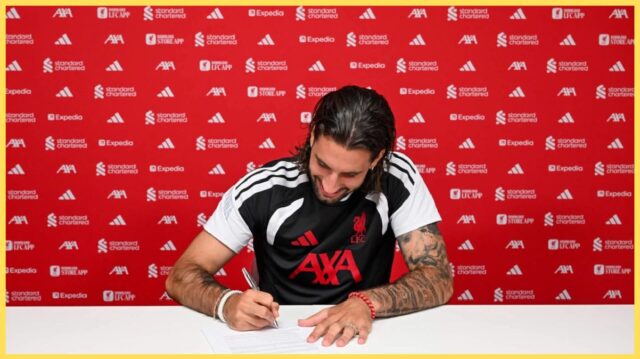 szoboszlai-signs-contract.jpg