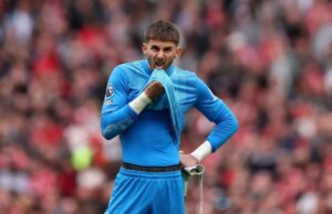 Juventus e Tottenham conversam sobre Guglielmo Vicario, um possível empréstimo