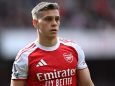 Trossard troca Arsenal pelo Besiktas