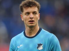 Atacante da Bundesliga encerra negociações com Dortmund em meio ao interesse do PSG na estrela do Barcelona