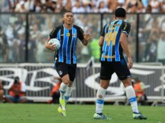Viery fala sobre posições e inspirações em suas primeiras palavras como jogador da Fiorentina