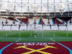 West Ham e Hull City competem para contratar ex-atacante do Arsenal ‘injogável’