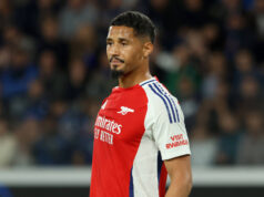 Notícias de transferências AO VIVO: Arsenal encontra substituto para Saliba, Villa e Chelsea perseguem estrela da Série A