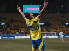 Al Etifaq x Al Nasr: escalações confirmadas com Ronaldo fazendo sua estreia sob o comando de Postecoglou Al Ettifaq v Al Nassr: Confirmed line-ups as Ronaldo makes first start under Postecoglou