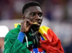 ‘Ele está conosco por enquanto’ – chefe do Palace fala sobre as especulações de Saru do Liverpool ‘For the moment, he is with us’ – Palace boss speaks out on Sarr to Liverpool speculation