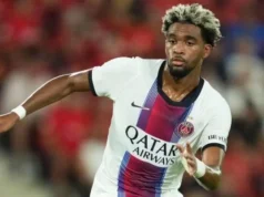 Villa fechou um acordo de £ 47 milhões para o extremo Mbaye do PSG Villa agree £47m deal for PSG winger Mbaye