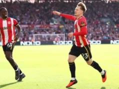 Brentford 3-0 Tottenham: Spurs, que gastam muito, caem para uma derrota sombria na abertura Brentford 3-0 Tottenham: Big-spending Spurs slump to dismal opening defeat