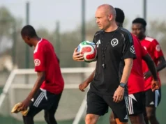 Iniesta estreia no banco: sua primeira partida oficial no comando do Gulf United Iniesta se estrena en los banquillos: primer partido oficial al frente del Gulf United