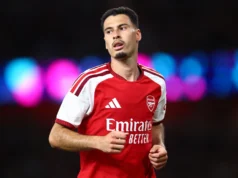 Arsenal inicia negociações sobre a descoberta de Julian Alvarez: Relatório Gabriel Martinelli of Arsenal during the pre-season friendly match between Arsenal FC and Como 1907 at Emirates Stadium on August 12, 2026 in London, United Kingdom.