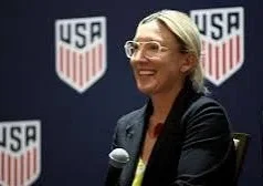 Amanda Vandervoort sai da USL Premier League – Por dentro do futebol mundial Amanda Vandervort to exit USL Super League - Inside World Football