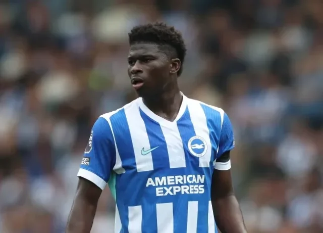 Carlos Baleba to get around pitch for Man United Carlos Baleba to get around pitch for Man United