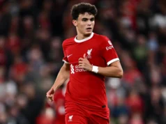 Liverpool quer vender outro meio-campista após a saída de Curtis Jones: Relatório Stefan Bajcetic of Liverpool running during the Carabao Cup Third Round match between Liverpool FC and Leicester City at Anfield on September 27, 2023 in Liverpool, England. (Photo by Will Palmer/Sportsphoto/Allstar via Getty Images)