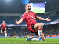 Ella Toone sobre a nova era da WSL e do Manchester United: ‘É emocionante fazer parte dessa mudança’ Ella Toone of Manchester United celebrates scoring her team's fourth goal during the Barclays Women's Super League match between Manchester City and Manchester United at Etihad Stadium