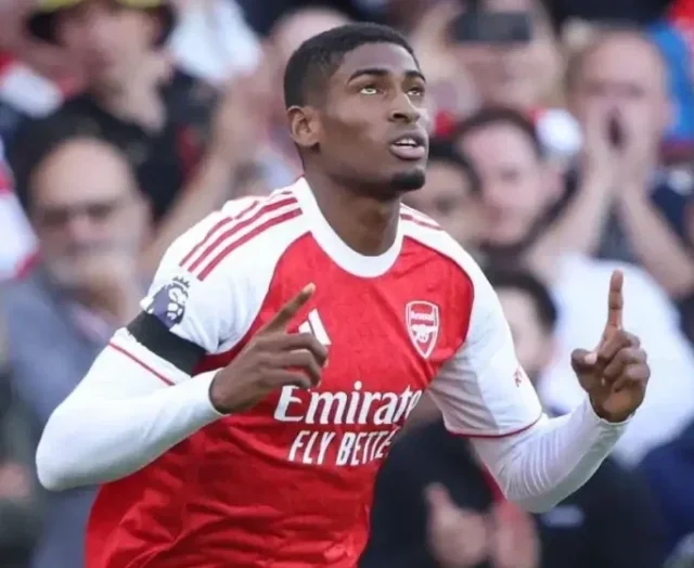 Cristhian Mosquera to make shock Fenerbahce move? Cristhian Mosquera to make shock Fenerbahce move?
