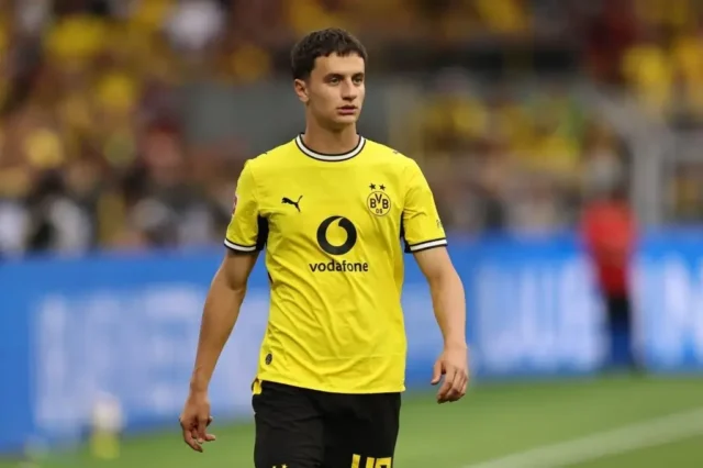Luca Reggiani and Kauã Prates among Borussia Dortmund players poised for Fulham clash - Get German Football News