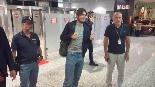 De Roon arrives ahead of Roma medical De Roon arrives ahead of Roma medical