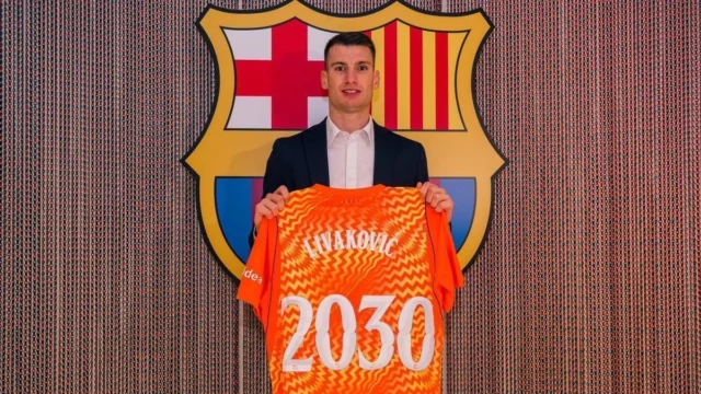 Oficial: el Barça ficha a Livakovic Oficial: el Barça ficha a Livakovic