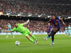 Hansi Flick está pronto para apostar na estrela de 29 anos para o nono lugar do Barcelona se o acordo com Julian Alvarez fracassar | Barça Universal Raphinha, Barcelona player
