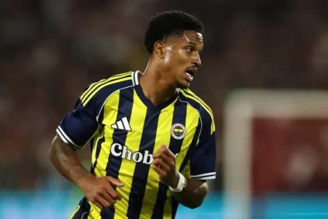 Roma to reopen discussions with Fenerbahce after Oosterwolde medical Roma to reopen discussions with Fenerbahce after Oosterwolde medical